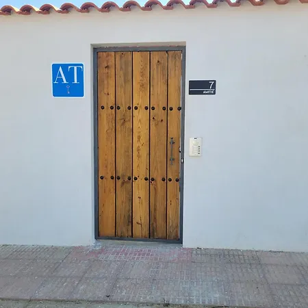 Turisticos Amitie 7 Centro *