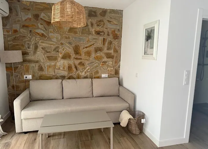 Turisticos Amitie 7 Centro *