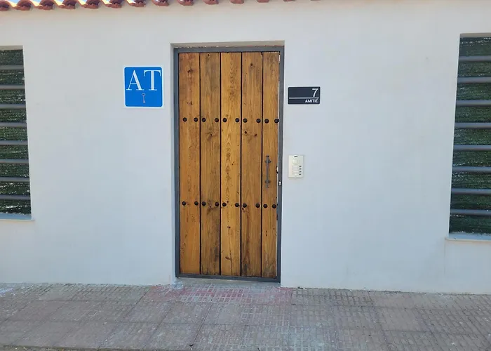 Turisticos Amitie 7 Centro *